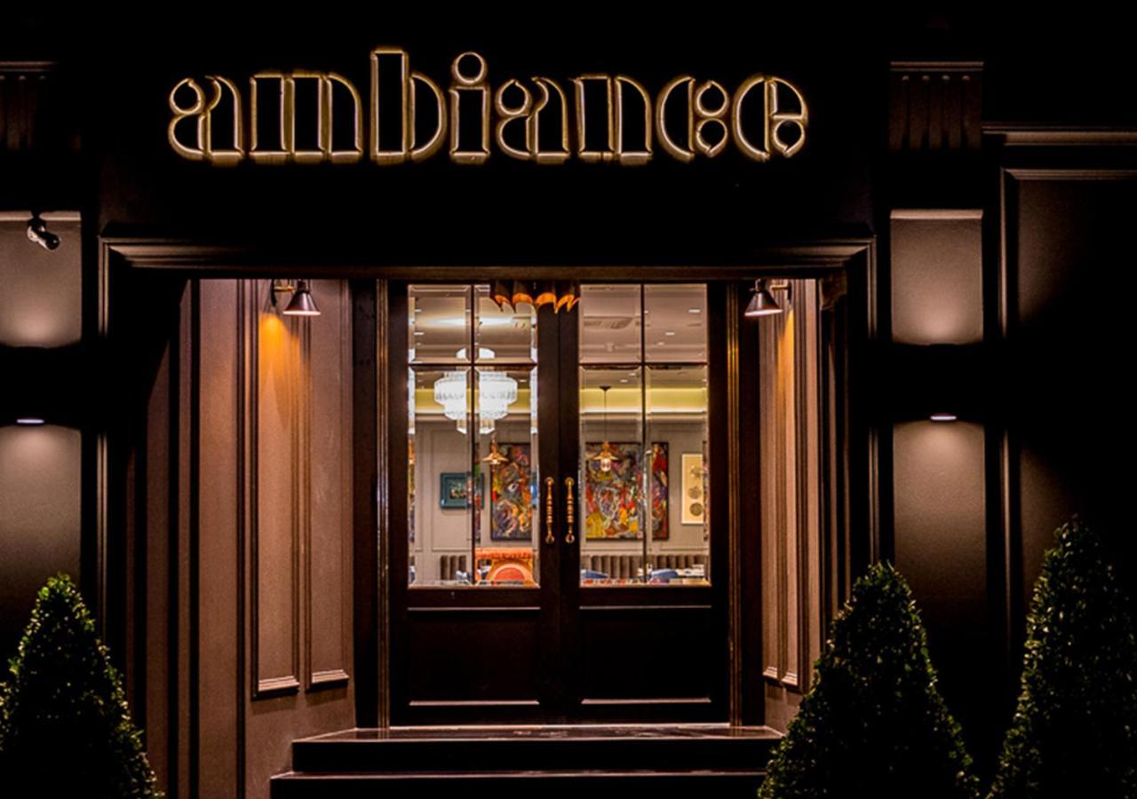 Ambiance Boutique Art Hotel Lahore Exterior foto Entrance to the restaurant