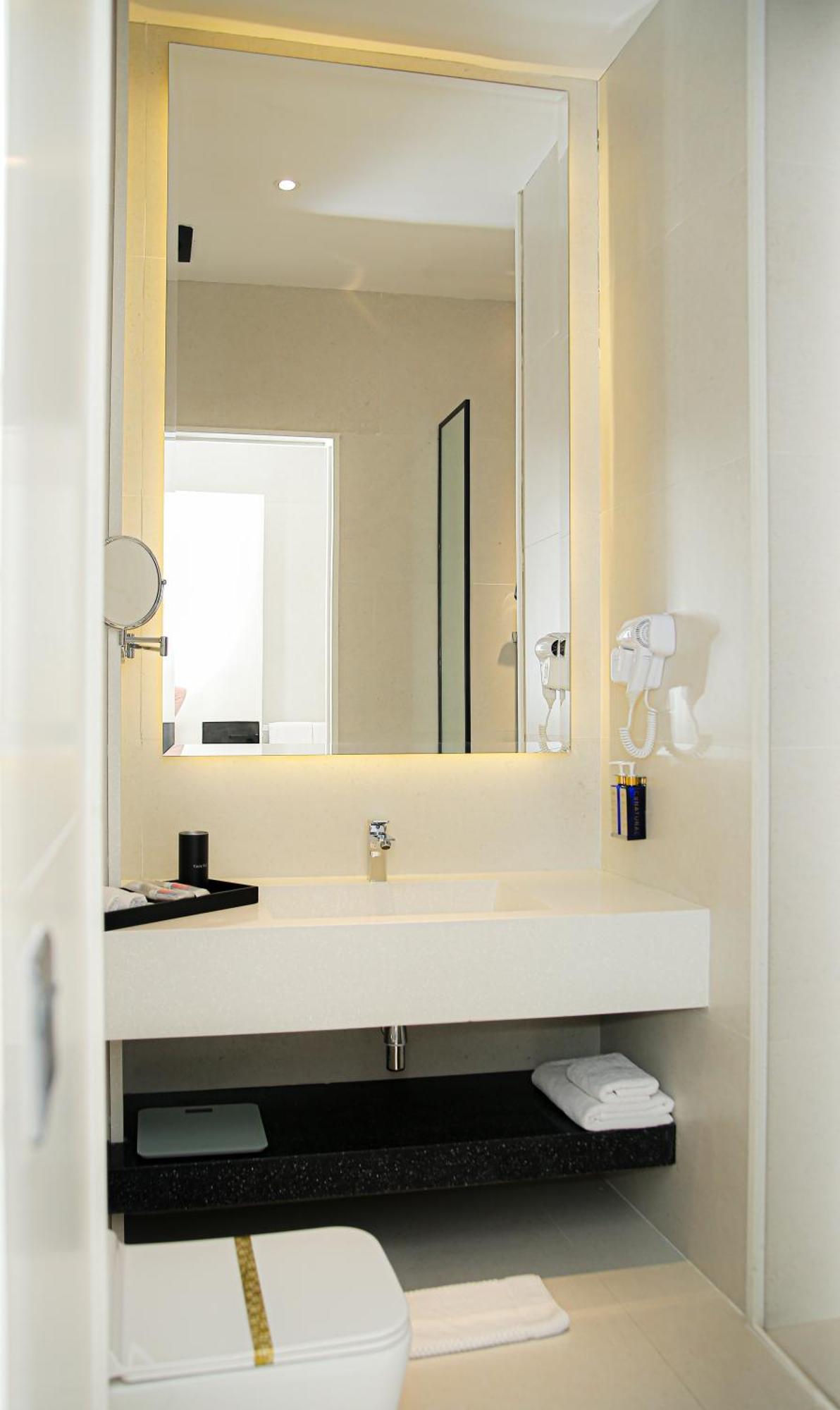 Ambiance Boutique Art Hotel Lahore Habitación foto Bathroom