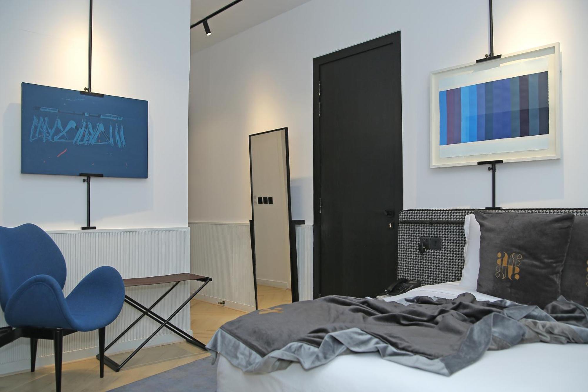 Ambiance Boutique Art Hotel Lahore Habitación foto A room at the hotel